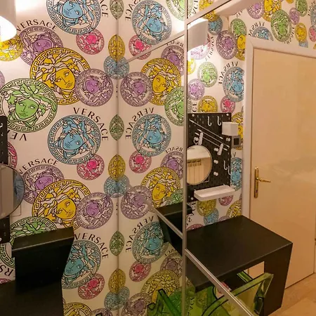 In 15143 Apartment